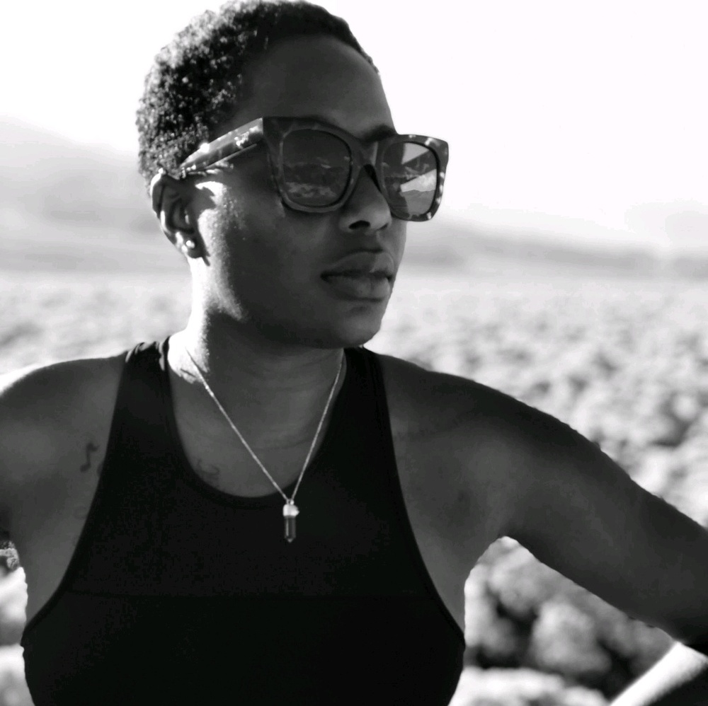 Meet your Posher, Ambria